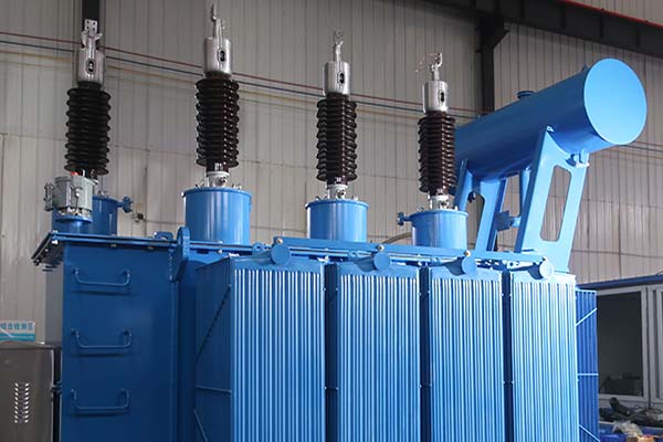 liquid immersed power transformer