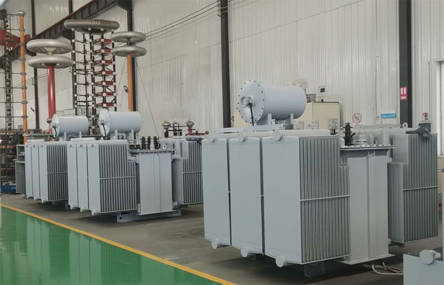 hermetically sealed transformer with conservator